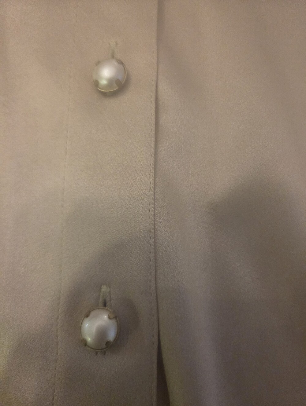 Ann Taylor 100% silk button down blouse - Picture 8 of 8